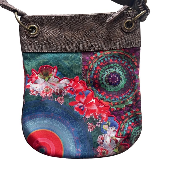 Desigual Crossbody Bag Patchwork Butterfly Adjustable Boho Embroidered NWOT - Picture 3 of 6